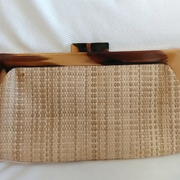 Marchioness Handbags - Marchioness Woven Straw Clutch